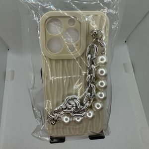 iPhone 14pro Classy Case with Pearl Chain